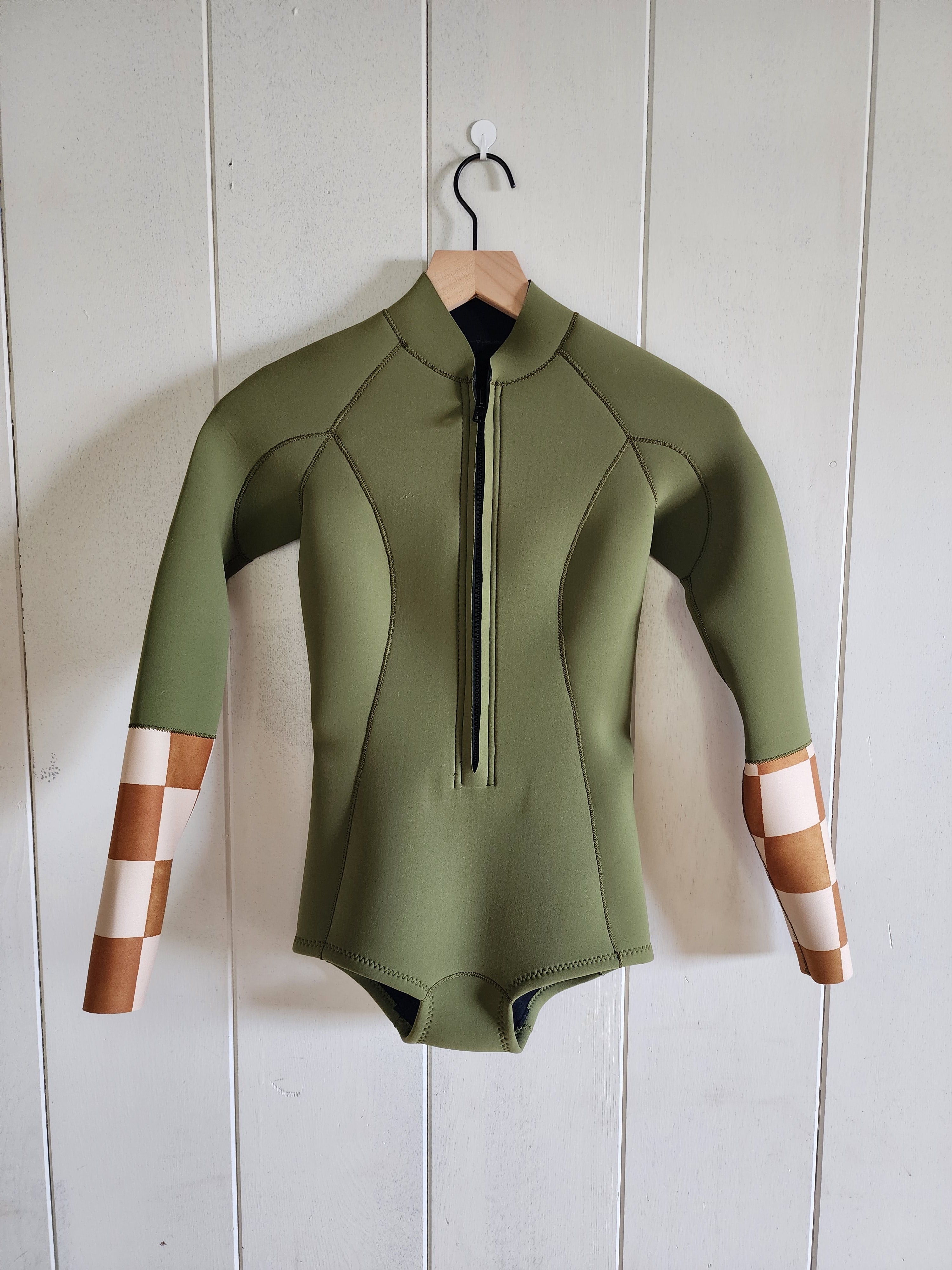 Women / Front Zip Long Sleeve Springsuits / 2mm / 3mm / Block * Olive